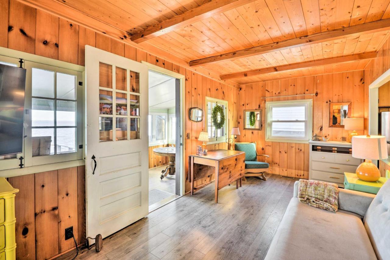 Henderson Harbor Cottage With Lake Access! Sackets Harbor Exterior foto
