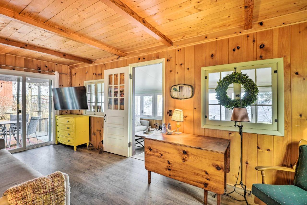 Henderson Harbor Cottage With Lake Access! Sackets Harbor Exterior foto